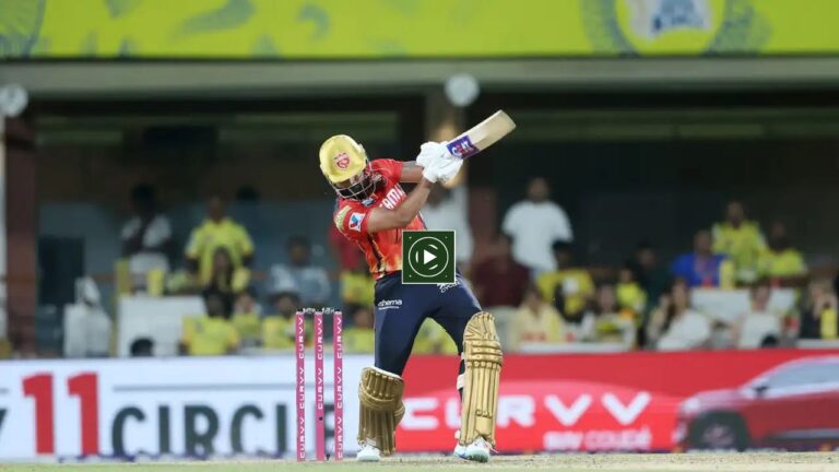 Viral Video:  Captain Shreyas Iyer Rises vs CSK